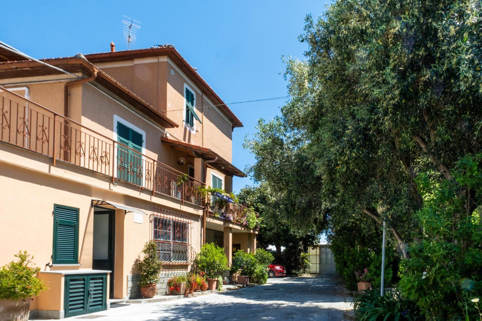 Agriturismo Giorgi Appartamenti In Riviera Ligure Albenga Exterior foto